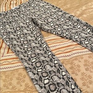 Good American Snakeskin Print Women's Pants,
cotton blend, handcrafted, 10/30